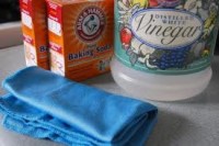 Boat Cleaning Product - Baking Soda and Vinegar