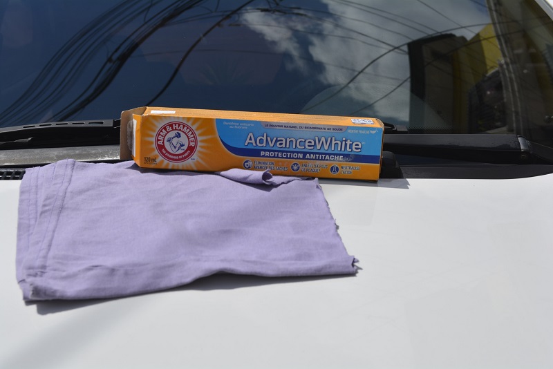 Materials Needed to Remove a Car Scratch with Toothpaste